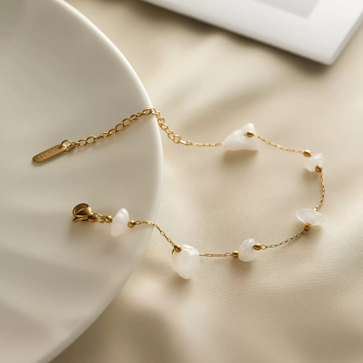 Ivory Bloom Bracelet