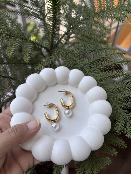 Pearl Radiance Hoops
