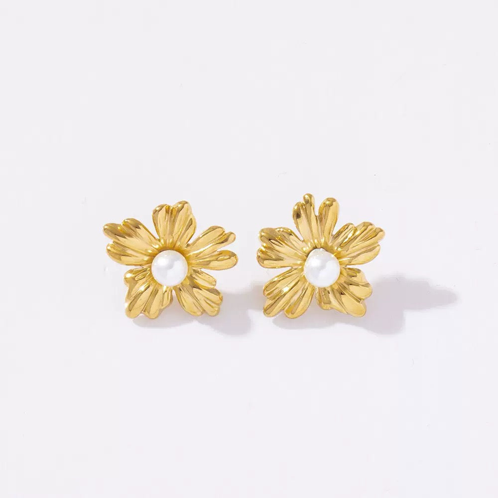 Aurelia Flower Studs