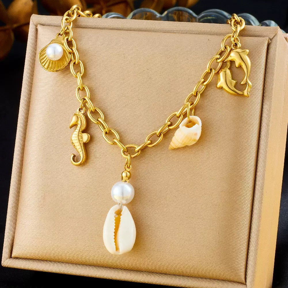 Coastal Glow Necklace