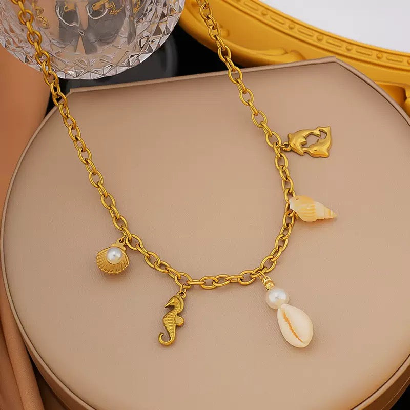 Coastal Glow Necklace
