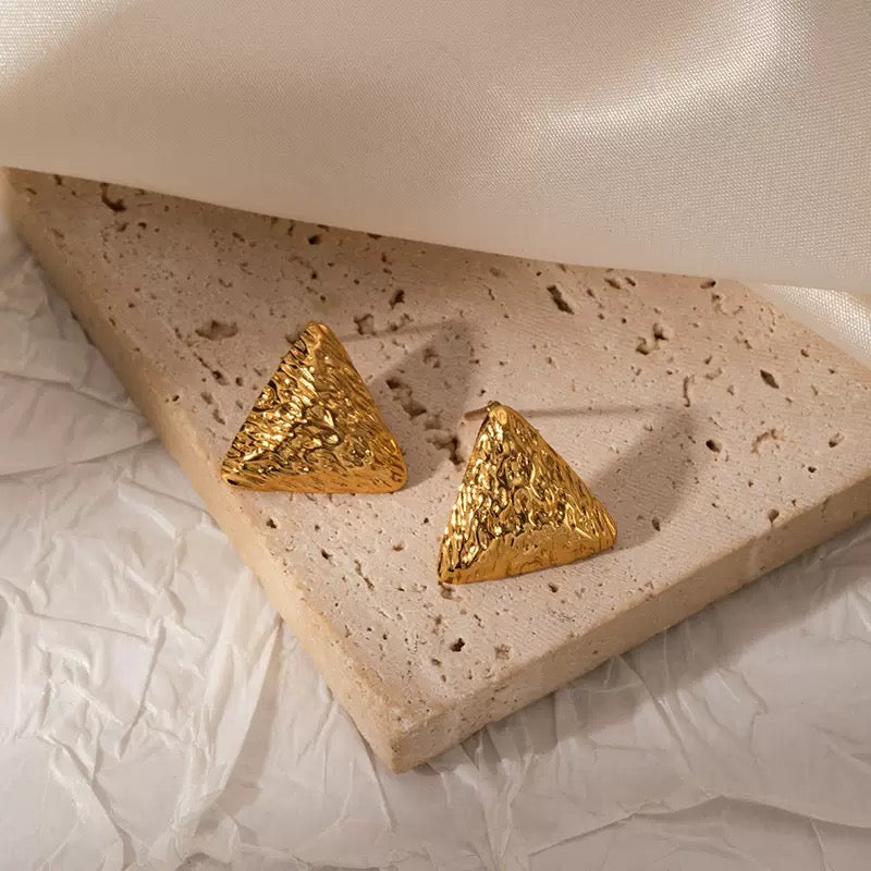 Core Triangle Studs