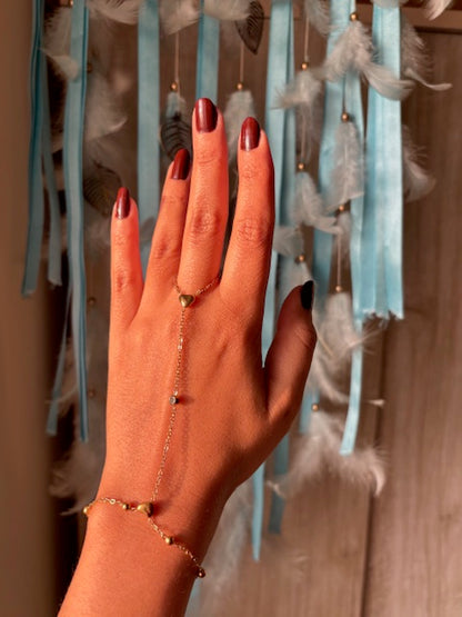 Cupid's Charm Handchain