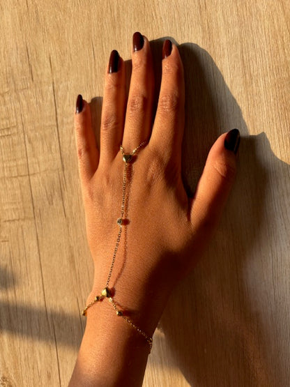 Cupid's Charm Handchain