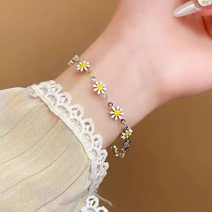 Daisy Glow Bracelet