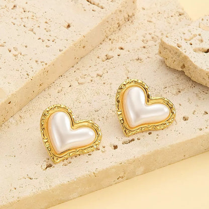 Dreamy Heart Studs