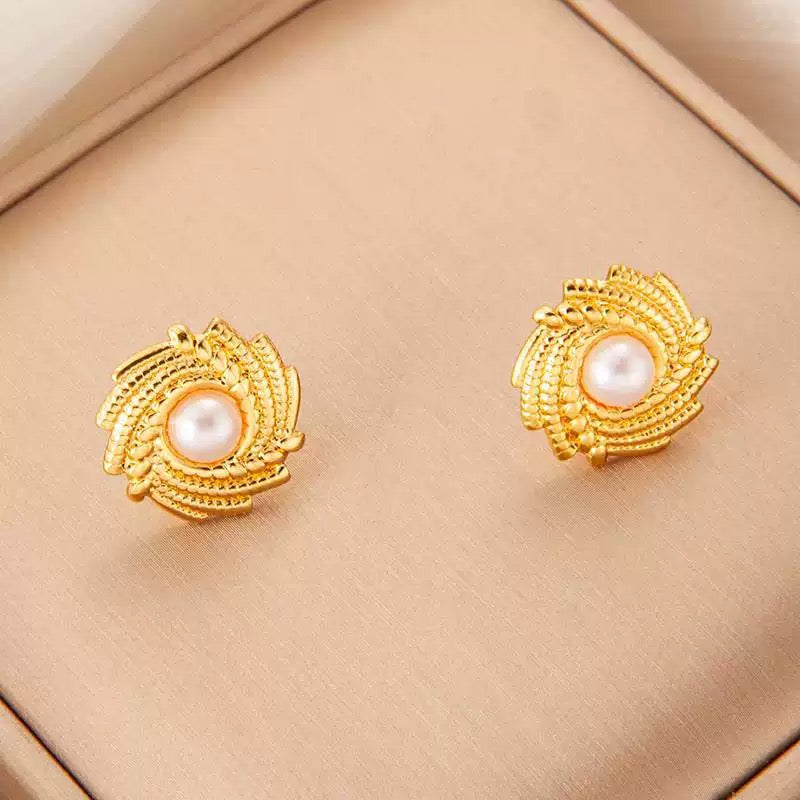 Golden Garden Studs