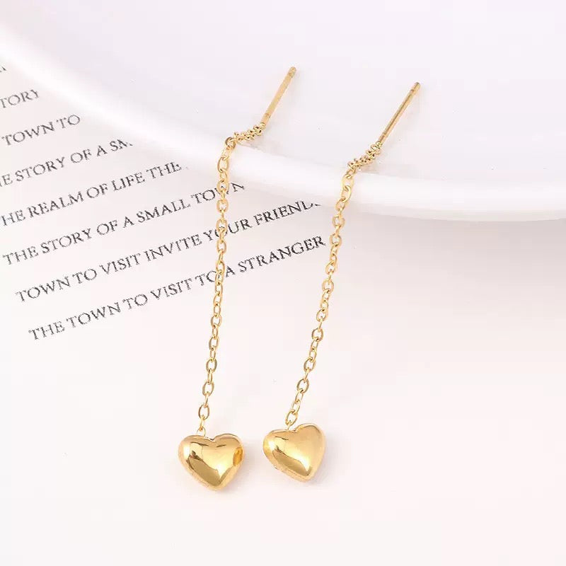 Minimal Heart Tassels