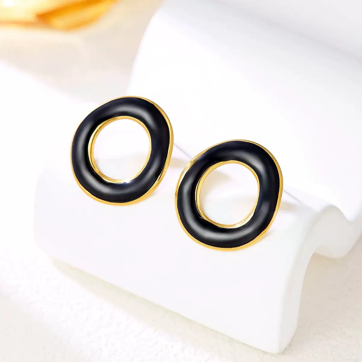 Modern Black Hoops