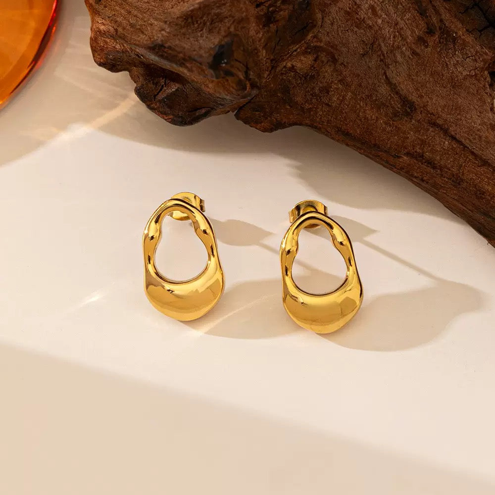 Nomad Oval Drops
