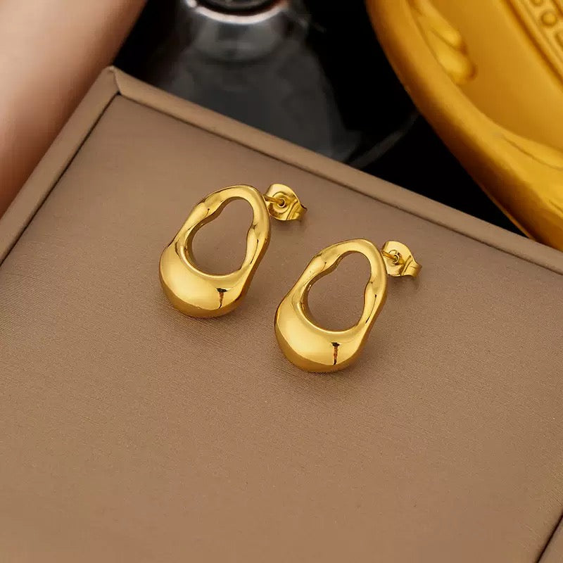 Nomad Oval Drops