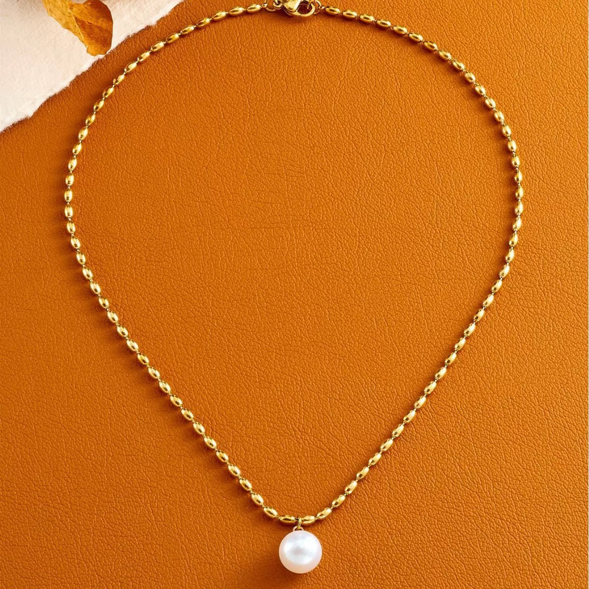 Pearl Embrace Necklace