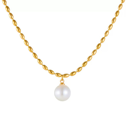 Pearl Embrace Necklace