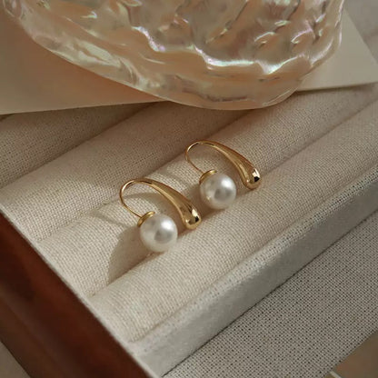 Pearl Teardrop Earrings