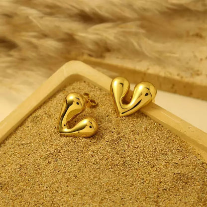 Royale Love Studs