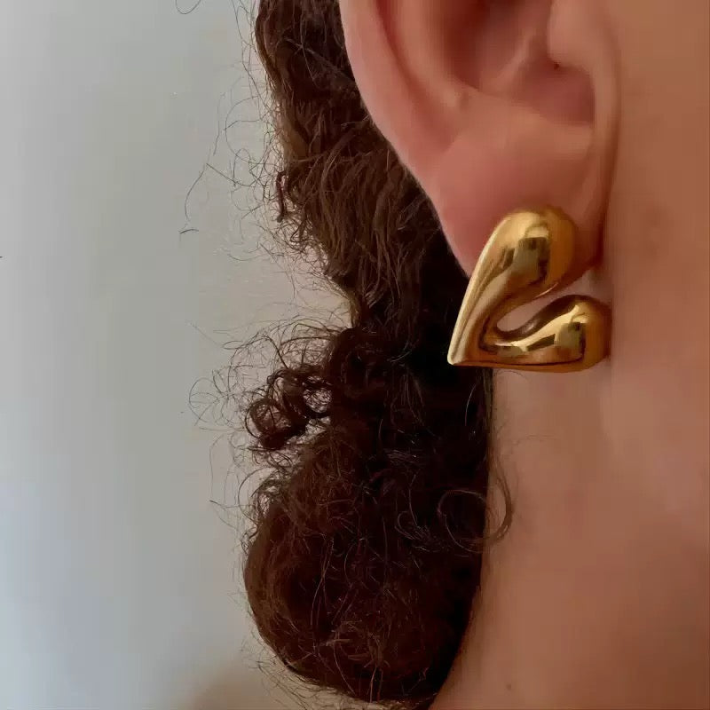 Royale Love Studs