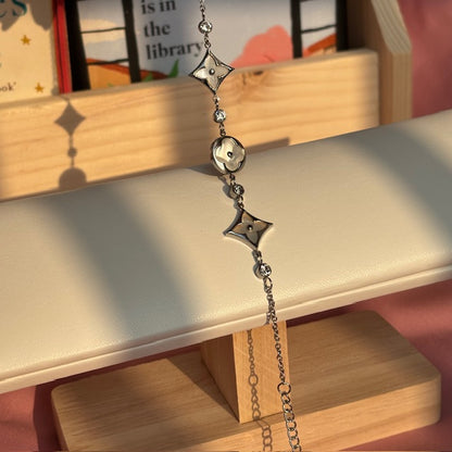 Silver Clover Bracelet