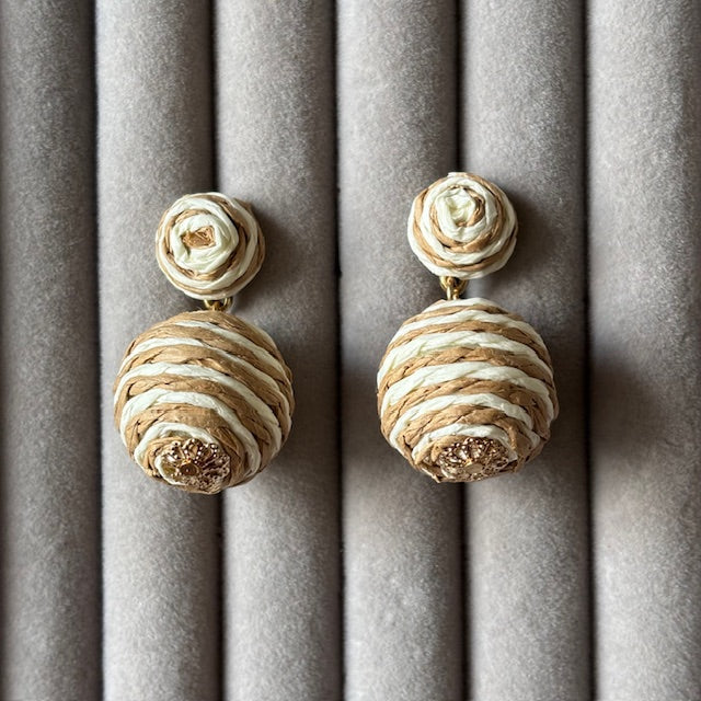 Soft Swirl Earring