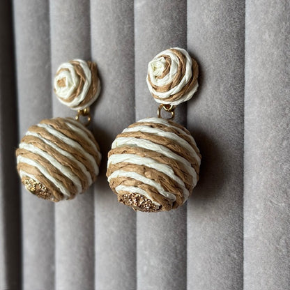 Soft Swirl Earring