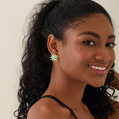 Sunlit Shore Studs