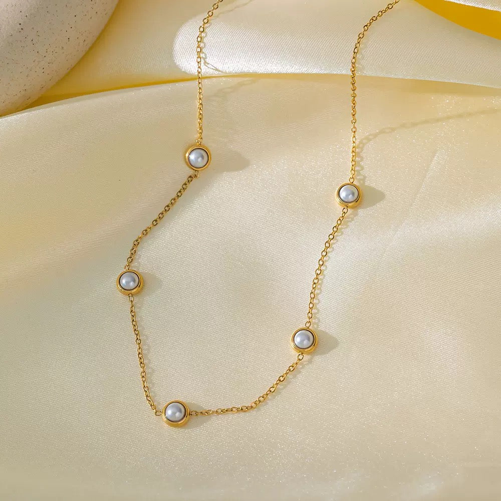 Urban Pearl Necklace